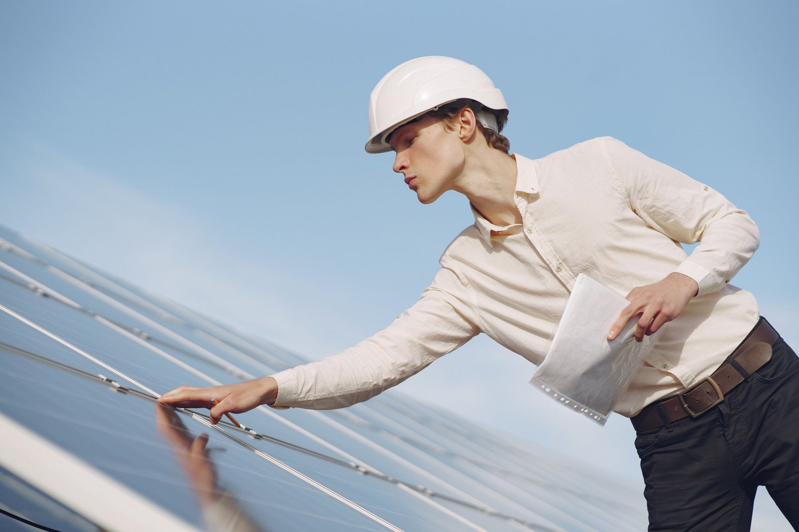Solar panel cleaning Karachi